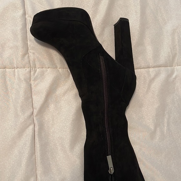 Size 6 Women’s Aldo Cyttaria Black Boots - Picture 3 of 10